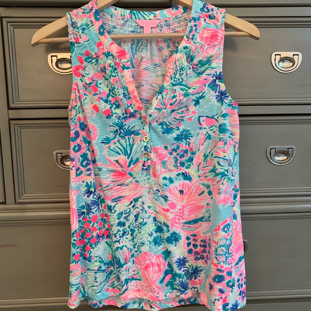 Lily Pulitzer essie sleeveless shirt